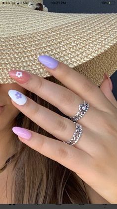 Glitter Nails Short, Summer Nail Tutorials, Short Nails Cute, Simple Nail Designs Acrylic, Nails Acrylic Designs, Simple Nails Design, Nail Ideas For Summer, Summer Nails Inspiration, Trend Nails