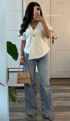 Birthday Brunch Outfit Plus Size, Cute Grown Woman Outfits, Jean Outfits Modest, Business Casual Birthday Outfit, Modest Outfits For Party, White Blouses Outfits, Business Casual Outfits Monochromatic, Modest Outdoor Outfits, Neutral Elegant Outfit