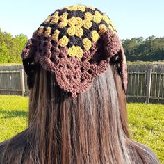 This listing is for one crochet hair bandana.   Length of bandana measures 20 x 10 inches. Made with 100% cotton yarn.   Hand-wash only. Brown Crochet Hat For Festivals, Hair Bandana Crochet, Crochet Hair Bandana, Moth Crochet, Triangle En Crochet, Bandana Crochet, Hair Bandana, Bandana Hair, Triangle Hair