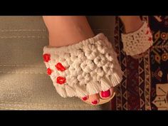 macrame sandal/macrame shoes - YouTube Dori Work, Macrame Patterns Tutorials, Crochet Design, Diy Shoes