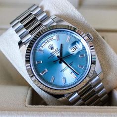 Rolex Day-Date 40 228236 Automatic 40mm Blue Platinum - Watch with original box and original papers - 3255 - 10ATM - Sapphire crystal - 2024 Rolex Day Date, Ice Blue, Original Box, Rolex, Platinum, Light Blue, Sapphire, Crystals, Blue