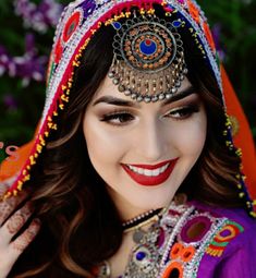 Cabelo Pin Up, Matha Patti, Afghan Girl, Afghan Fashion, Girls Dp Stylish, Girls Dpz, Stylish Girl, India, Quick Saves