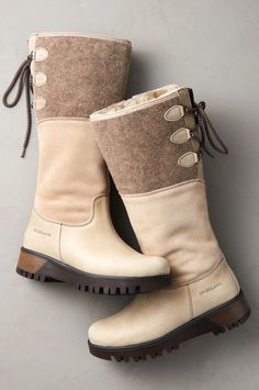 click to expand Winter Boot Outfits Women, Walking In Winter, Waterproof Suede Boots, Sorel Boots Womens, Felt Boots, Suede Cowboy Boots, Walking Outfits, Waterproof Leather Boots, College Fits