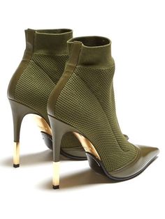 Balmain Aurore knit ankle boots Tokyo Street Fashion, Footwear For Women, Ankle Sock, Sock Boots, Fancy Shoes, Pointed Toe Boots, Fabulous Shoes, Carrie Bradshaw, Grunge Style