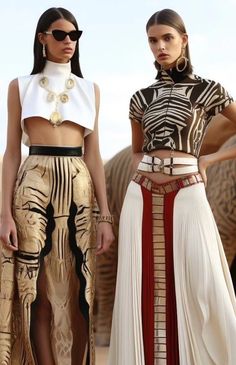 Wild Fashion Style, Egyptian Clothing Modern, Boho 2024 Fashion, Egyptian Aesthetic Outfit, Ancient Mayan Clothing, Modern Egyptian Fashion, Afropunk Outfits, Bell Sleeve Top Outfit, Nature Clothes