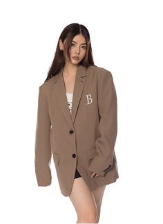 Unit (CM) Size Length Shoulder Chest Sleeve S 68 46 108 59.5 M 70 47 112 60.5 L 72 48 116 61.5 Model ：165cm/50kg MSize Oversized Suit Jacket, Oversized Suit, Gray Jacket, Brown And Grey, Black And Brown, Suit Jacket, Black, Color