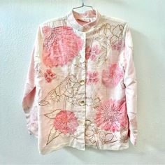 Size: Petite Small New With Tags Pit To Pit: 20.5in Length Of Back Seam: 25.5in Sleeve Length: 23in Shoulder Length: 16in Pink Embroidered Button-up Blouse, Pink Button-up Tops With Floral Embroidery, Blazer Top, Floral Button Up, Shoulder Length, Blazer Suit, Pink White, Suit Jacket, Button Up