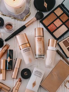 Make Up Bag Essentials, Best Charlotte Tilbury Products, Charlotte Tilbury Products, Charlotte Tilbury Lipstick, Fair Skin Makeup, Pale Complexion, Pale Girl, Sparkly Eyes