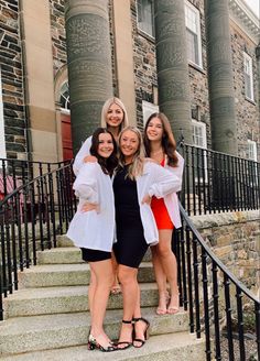 White Coat Ceremony Poses, White Coat Ceremony Dress, Friends Group Pictures, Coat Poses, White Coat Ceremony Outfit, White Coat Outfit, Dental Hygienist School, Zara Pink Dress, Ceremony Outfit