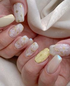 Hybrid Nails Ideas, Subtle Nails, Blush Nails, Pretty Nail Art Designs, Pretty Nail Art, Funky Nails