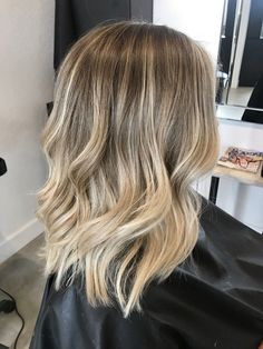 Baylage Ombre, Blond Balayage, Ombre Hair Blonde, Beautiful Haircuts, Shadow Root, Balayage Blonde, Haircut Styles, Balayage Hair Blonde, Hair Appointment