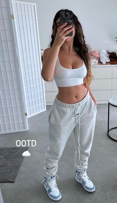 Insta Baddie Outfits School, Soft Baddie Aesthetic Outfits, Gym Outfit Inspiration, Casual Baddie Fits, Baddie Style Aesthetic, Summer Sporty Outfits, Baddie Outfits Casual School, Summer Baddie Outfits Casual, Outfit Ideas Summer Baddie