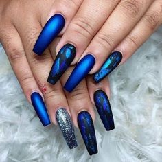 Dodge Nails Designs, Blueberry Nails, Matte Make Up, Blue Coffin Nails, Unghie Sfumate, Silver Glitter Nails, Simple Acrylic Nails, Blue Nail Polish