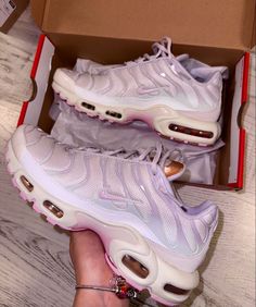 Tns Nike Women, 97s Nike, Tns Nike, Nike Rosa, Nike Tns, Mode Harajuku, Nike Shoes Women Fashion