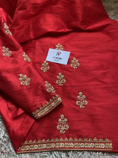 Butti Work Embroidery Blouse, Khat Work Blouse Design, Butti Work Embroidery, Blouse Inspiration, Brocade Blouse Designs, Maggam Blouses, Lace Blouse Design, Long Blouse Designs, Blouse Designs High Neck