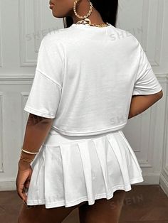 Casual Short Sleeve Fake Two-piece Top, Casual Short Sleeve Top With Fake Two-piece Design, Casual Fake Two-piece Mini Skirt, Casual Fitted Tennis Skirt In Solid Color, Knit Outfit Summer, Tennis Wear, Mini Pleated Skirt, White Crosses, Loose Shorts