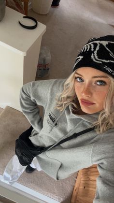 arc’teryx beanie, casual autumn fit, comfy everyday outfit, stussy hoodie Arcteryx Toque Outfit, Arc’teryx Beanie Outfit, Arctyrex Beanie Outfit, Beanie Outfit Girl, Arc Teryx Beanie, Arc’teryx Beanie, Arcteryx Beanie Outfit, Arcteryx Hat, Black Beanie Outfit