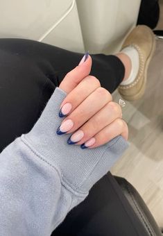 French Dark Blue Nails, Nail Inspo For Navy Blue Dress, Denim Blue French Tip Nails, Navy Blue French Tips Nails, French Navy Nails, Navy Blue Nail Tips, Dark Blue French Tips Almond, Navy Blue French Tips Almond, French Tips Navy Blue