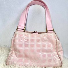 Rare Early 2000s Authentic Baby Pink Chanel Travel Monogram Purse With Cc And Chanel Clover Detailing -Authentic Baby Pink Chanel Purse, Check The Photos Photo For The Authenticity Code/Sticker Along With All Original Chanel Hardware -Medium/Small Purse, Will Fit A Good Amount Of Stuff Like Phone, Book, Keys, Makeup Bag But It Still Isn’t Bulky, The Perfect Size -Amazing Vintage Condition, Check Out These Photos -Originally 2,400$ Message Me With Any Questions Bags 2000s, 2000s Bags, Pink Chanel, Chanel Purse, Fashion Tv, Small Purse, Early 2000s, Chanel Bag, Baby Pink