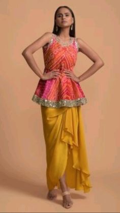 Chunari Print Lehenga, Dhoti Top Style, Chunari Dress, Peplum Dress Indian, Bandhani Outfit Ideas, Bandhani Dress Party Wear, Peplum Top Outfits Indian, Bandhani Top, Peplum Top With Skirt