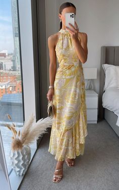 Summer Casual Wedding Outfit Guest, Summer Cocktail Attire Wedding, Garden Cocktail Attire Wedding, Formal Wedding Guest Dress Summer, Dinner Attire, Energetic Dance, Garden Wedding Dress Guest, 21 Dinner