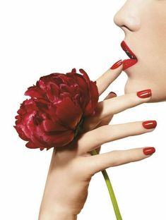 Lipstick Nails, Essie Gel Couture, Hand Photography, Fall Nail Trends, Nail Logo, Gel Couture, Red Nail Polish, Salon Interior Design