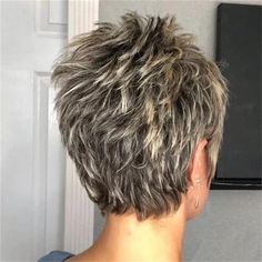 casual gradiënt linnen gouden korte pruik natuurlijk ogende synthetische pruiken voor dames dagelijkse cosplay haarpruik 2024 - $15.99 Short Shaggy Hair, Short Spiky Haircuts, Short Spiked Hair, Short Sassy Haircuts, Layered Hair With Bangs, Short Spiky Hairstyles, Short Haircut Styles, Shaggy Hair, Fungal Nail