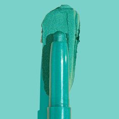 This multi-tasking eyeshadow stick can be used as an eyeshadow base, a liner, smoked out – wear it so many ways! Use the built-in sharpener to create the most precise tip. Bestie Shadow, Teal Eyeshadow, Teal Makeup, Perfect Eyeshadow, Hey Bestie, Creamy Eyeshadow, Simple Eyeshadow, Nude Palette, Eyeshadow Stick