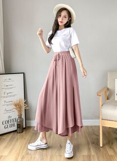 Vintage+Harajuku+Kwaii+High+Waist+Wide+Leg+Oversize+Pleated+Skirt+Y2K+Streetwear+Party+Dance+Occasion+Coolest+Style+Amazing Measurement+ Size+(cm,+elastic):S-M-L-XL Length:+88-88-89-89 Waist:+64-100,+66-102,+68-104,+70-108 Hip:+100-102-104-106 Color:Black,+White,+Blue,+Pink Care+Note... Pleated Skirt Y2k, Skirt Y2k, Hot Picks, Party Dance, Y2k Streetwear, Industrial Style, Pleated Skirt, White Blue, Black Color