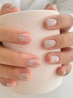 Winter Nail Colors, Nail Art Inspo, Nails Art Ideas, Milky Nails, Nail Art Glitter, Subtle Nails, Simple Gel Nails, Nails Polish