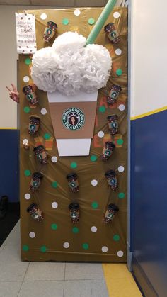 Teachers Appreciation Door Starbucks Holiday Decorations, Starbucks Bulletin Board Ideas, Starbucks Classroom Door, Latte Bulletin Board Ideas, Starbucks Door Decoration, Starbooks Library, Starbucks Decorations, Starbucks Decor, Teacher Appreciation Week Door