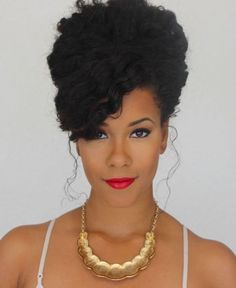 24 Wedding Day Hair Up-Do�s for Naturals Natural hairstyles for black women  Cute designs on curly hair, ponytail styles, with weave, with braids on African American black women. Natural undercut ideas and styles. Quick & easy tutorials for long hair styles, buns,bangs,braids,styles with layers for teens& for summer looks. For women with both straight & curly haircuts, school & work ideas, updos for round faces http://www.shorthaircutsforblackwomen.com/natural-hair-breakage-treatment/ Hairstyles Brown, Natural Hair Diy, Natural Hair Tutorials, Best Wedding Hairstyles