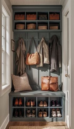 Transform your hallway with stylish decor and smart storage ideas perfect for small apartments, ranch-style houses, or cozy condos. Discover cute and narrow entryway solutions, including shoe storage, hooks, and mudroom essentials that maximize space and enhance your home's charm. Small Mudroom Ideas Entryway, Entryway Solutions, Boot Room Storage, Small Entryway Ideas, Smart Storage Ideas, Mudroom Remodel, Porch Interior, Soft Autumn Color Palette