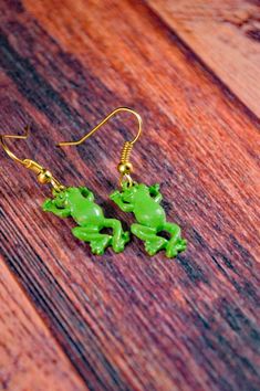 Quirky Green Jewelry For Gifts, Quirky Green Jewelry For Gift, Quirky Green Jewelry As A Gift, Green Frog Aesthetic, Cute Froggy, 70s Earrings, Guitar Jewelry, Frog Earrings, Car Jewelry