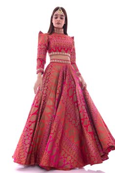 Buy Purple Brocade Embroidery Band Collar Banarasi Lehenga Set For Women by Pooja Rajpal Jaggi Online at Aza Fashions. Simple Lehenga, Trendy Outfits Indian, Indian Outfits Lehenga, Lehenga Designs Simple, Gaun Fashion, Indian Dresses Traditional, Traditional Indian Outfits, Indian Gowns Dresses, E Mc2