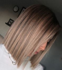 Natural Hairstyle, Hair Color Shades, Shoulder Length Hair Cuts, Penteado Cabelo Curto, Brown Blonde Hair, Ombre Hair Color, Bob Haircuts, Medium Hair Cuts, Short Bob Hairstyles