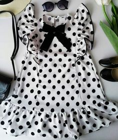 Baby Girl Cotton Frocks Design, Baby Frocks Designs Summer Pakistani, Baby Girl Frock Designs Summer, Baby Girl Lawn Dress Design, Baby Girl Summer Dress Design Pakistani, New Baby Dress, Baby Girl Dresses Diy, Toddler Party Dress, Girls Dresses Diy