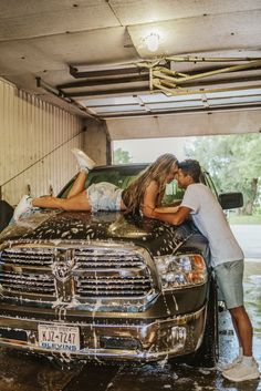 Couple posing at a car was Couple Car Poses, Country Couple Poses, Country Couple Photoshoot, Couple Photoshoot Ideas, Country Couple, Cute Country Couples, Western Photoshoot