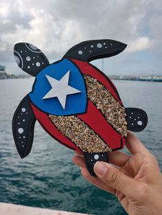 Handmade Wood Puerto Rico Flag Turtle by SparowSky2017 on Etsy Domino Table, Surprise 40th, Gourd Crafts, Fun Easter Crafts, Puerto Rican Culture, Woodwork Projects