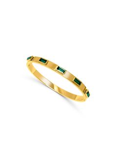 Pieces inspired by fashion that will make you look incredible, shine and let Leri'a Fine Jewelry do the magic. Emerald Bracelet Gold, Emerald Bracelet, Green Diamond, Diamond Bracelet, The Magic, Cool Style, Gold Bracelet, Emerald, Fine Jewelry