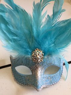 Gala Masquerade, Diy Masquerade, Masquerade Makeup, Masquerade Mask Diy, Mardi Grad, Masquerade Decorations, Masquerade Prom, Vegas Showgirl