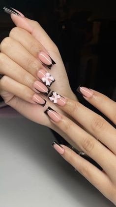 Black Nail Sets Simple, Cute Nails Aesthetic Korean, Square French Tip Designs, Nail Ideas With French Tip, Medium Length Nails Acrylic Black, Black French Tip Nails With Initials, Black Frenchies Nails Short, Nails Acrylic With Bow, Nail Inspo Mid Length