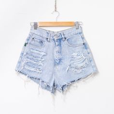 "Vintage 90's cut-off denim shorts in light-blue - brand: Zeus - distressed and frayed - super high waist - 5 pockets - zip fly - material: 100% cotton denim SIZE size from label: 12 best fits women: S/M MEASUREMENTS waist: 27 inches (69 cm) hips: 38,5 inches (98 cm) rise: 13 inches (33 cm) The model is 5'9\" (174 cm), measures 35-27-38 (89-69-96 cm) and typically wears clothing in size M CONDITION - 7/10 - the short in good pre-owned vintage condition. Washed. Ready to wear." 90s Shorts, Distressed Denim Shorts, Short En Jean, Short Cuts, Vintage Skirt, Jeans Shorts, Distressed Denim, Cut Off, Short Outfits