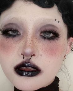 Maquillage Goth, Funky Makeup, Alt Makeup, Swag Makeup, Alternative Makeup, Edgy Makeup, Black Makeup, Gothic Makeup, Goth Makeup