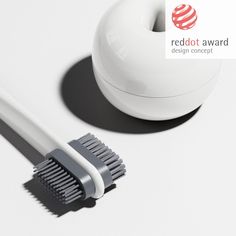 EdgeSlick is a styling tool for hair and beauty brand Ruka that is designed to ‘slick down’ baby hairs. . . . . . . . . . . . #RedDotAward #DesignConcept #RedDotWinner #DesignAward #wellness #beauty #gooddesign #designedby #Blond Baby Hairs, Brush Type, Hair Straighteners, Hair And Beauty, Beauty Tool, Hair Curlers