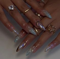 Seashell Nails Design Summer, Call Acrylic Nails, Nails Inspiration Unique, Birthday Nails Stiletto Short, Green Ethereal Nails, Coffin And Stiletto Nails Together, Birthday Nails 2023, Short Mermaid Nails, September Nails 2023