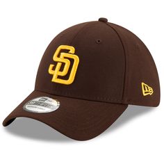 Your San Diego Padres dominate on the diamond, and now you can rep their on-field look from anywhere with this Team Classic 39THIRTY Flex Hat from New Era! This cap is exactly what you're looking for to take your San Diego Padres collection to the next level. The crisp authentic graphics will ensure you're the envy of your fellow fans. San Diego Padres Hat, San Diego Padres Baseball, Padres Baseball, Mlb Postseason, Braun Design, New Era 9forty, Mlb Teams, Strapback Hats, The League