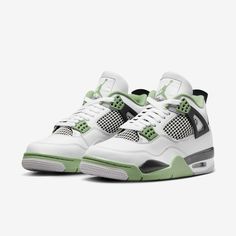 Brand: Air Jordan Model: WMNS Air Jordan 4 Retro Nickname: 'Seafoam'Colorway: White / Oil Green - Dark Ash SKU: AQ9129-103Release Date: 02/09/2023 Cut Wallpapers, Jordan 4 Retro Seafoam, Jordan 4’s, Nike Kicks, Basketball Shoes For Men, Retro Basketball Shoes, Dr Shoes, Jordan Shoes Retro, Jordan 4s