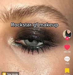 Emo Smokey Eye Makeup, Rock Star Eyeliner, Eye Makeup Rockstar Gf, 90s Black Eye Makeup, Emo Rockstar Makeup, Twilight Eye Makeup, 2000s Rockstar Makeup, Concert Makeup Grunge, 2000s Rock Makeup