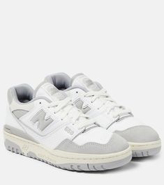 550 leather sneakers White New Balance Shoes 550, Simple Sneakers Women, Unique Sneakers Women, Cute Shoes New Balance, Sneakers That Go With Everything, New Balance White Shoes, White Trendy Shoes, Shoe Storage Solutions For Small Spaces